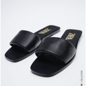 Zara FLAT PADDED LEATHER SANDALS